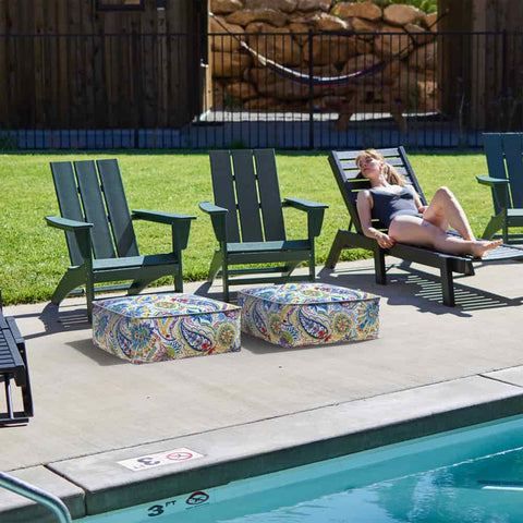 Square-Inflatable-Ottoman-Paisley Chili in pool